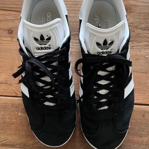 Adidas Gazelle Black suede and white stripe sneakers size US 7
